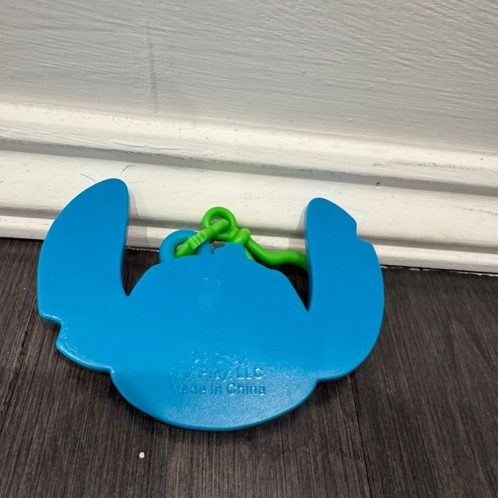 Disney Lilo and Stitch Blue and Pink Stitch Kids Keychain Decor Girl Boy - Picture 4 of 4